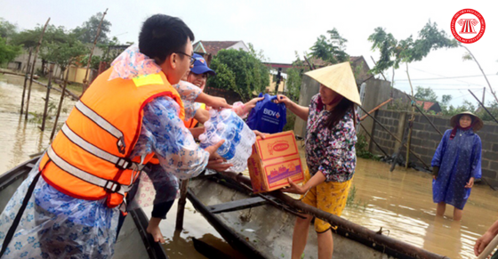 Việc vận động, tiếp nhận, phân phối và sử dụng các nguồn đóng góp                tự nguyện hỗ trợ khắc phục thiên tai, dịch bệnh phải được thực hiện          đúng quy định