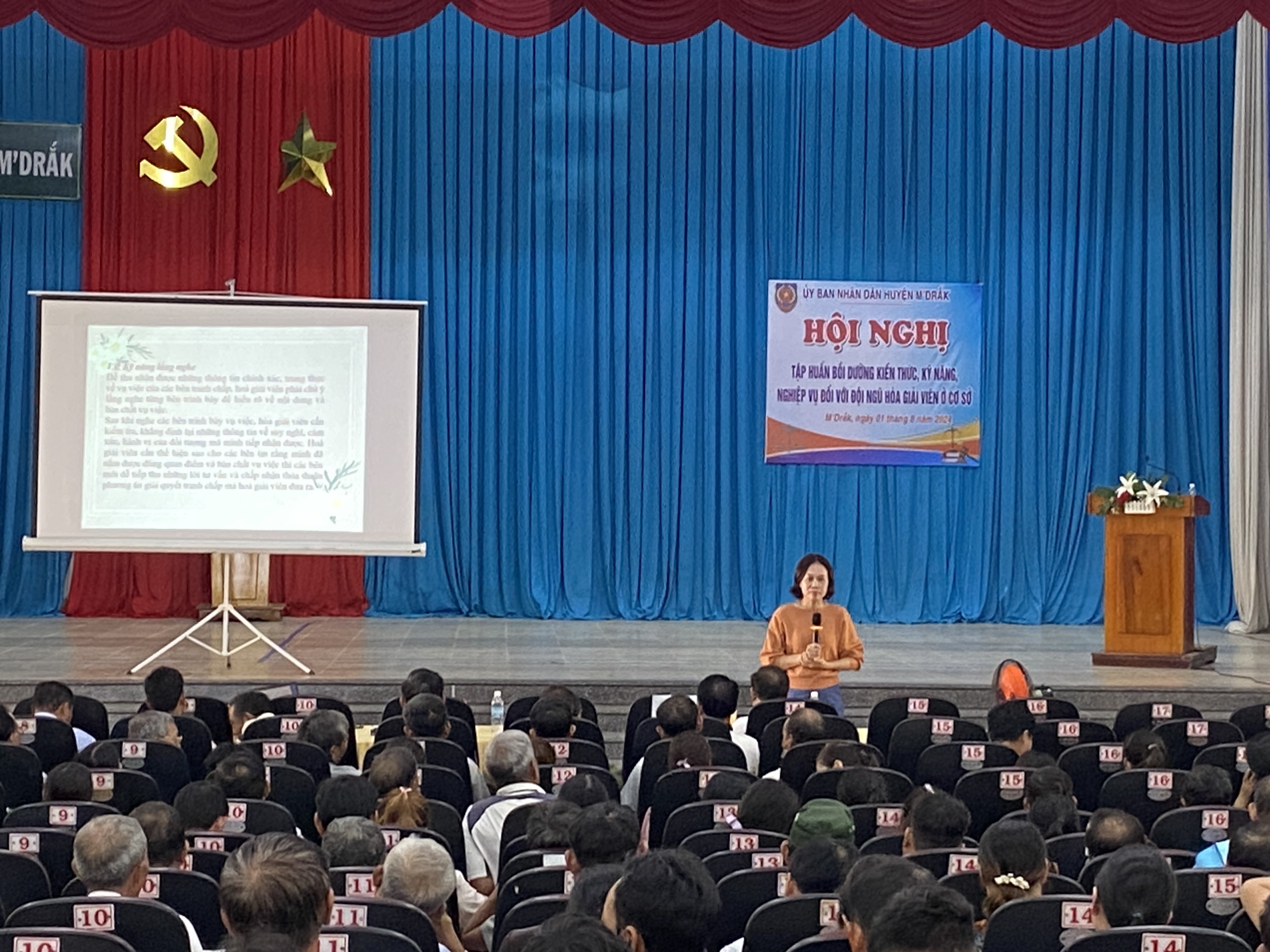 Quyết định về việc công nhận Tập huấn viên hòa giải ở cơ sở cấp tỉnh