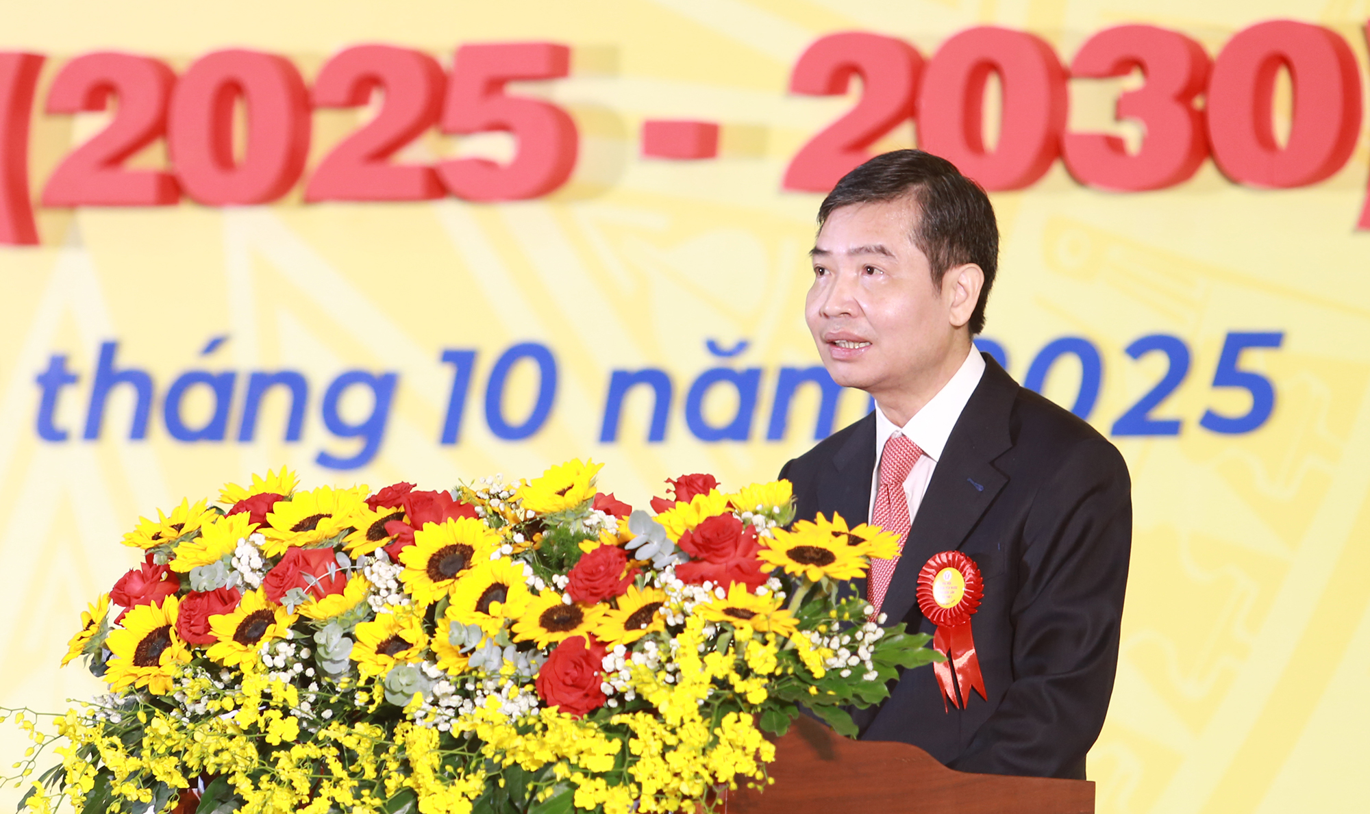 ​​​​​​​Sáng 28/10, tại phường Buôn Ma Thuột, tỉnh Đắk Lắk long trọng tổ chức Đại hội Thi đua yêu nước lần thứ I (2025-2030).