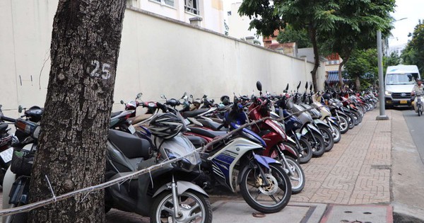 Quy định về phí sử dụng tạm thời lòng đường, hè phố