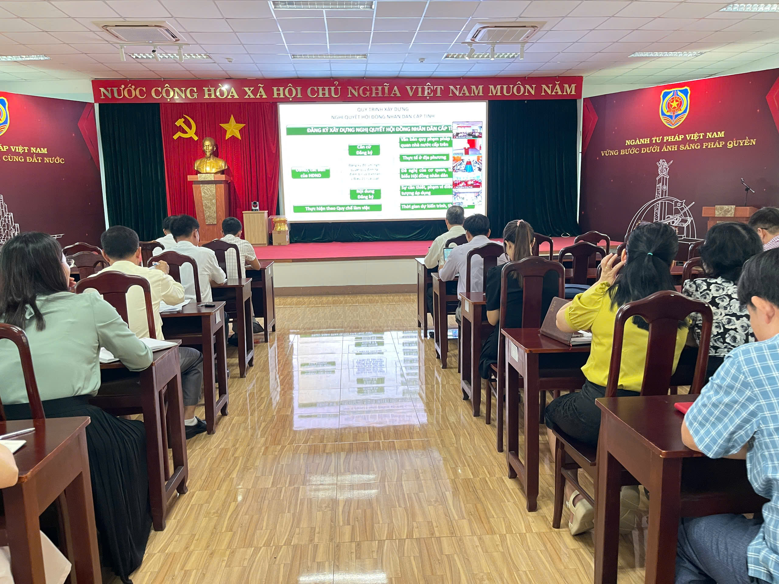 Hội nghị nghị trực tuyến triển khai, phổ biến  Luật Ban hành văn bản quy phạm pháp luật